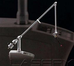 ニーク社の炭酸ガスレーザー